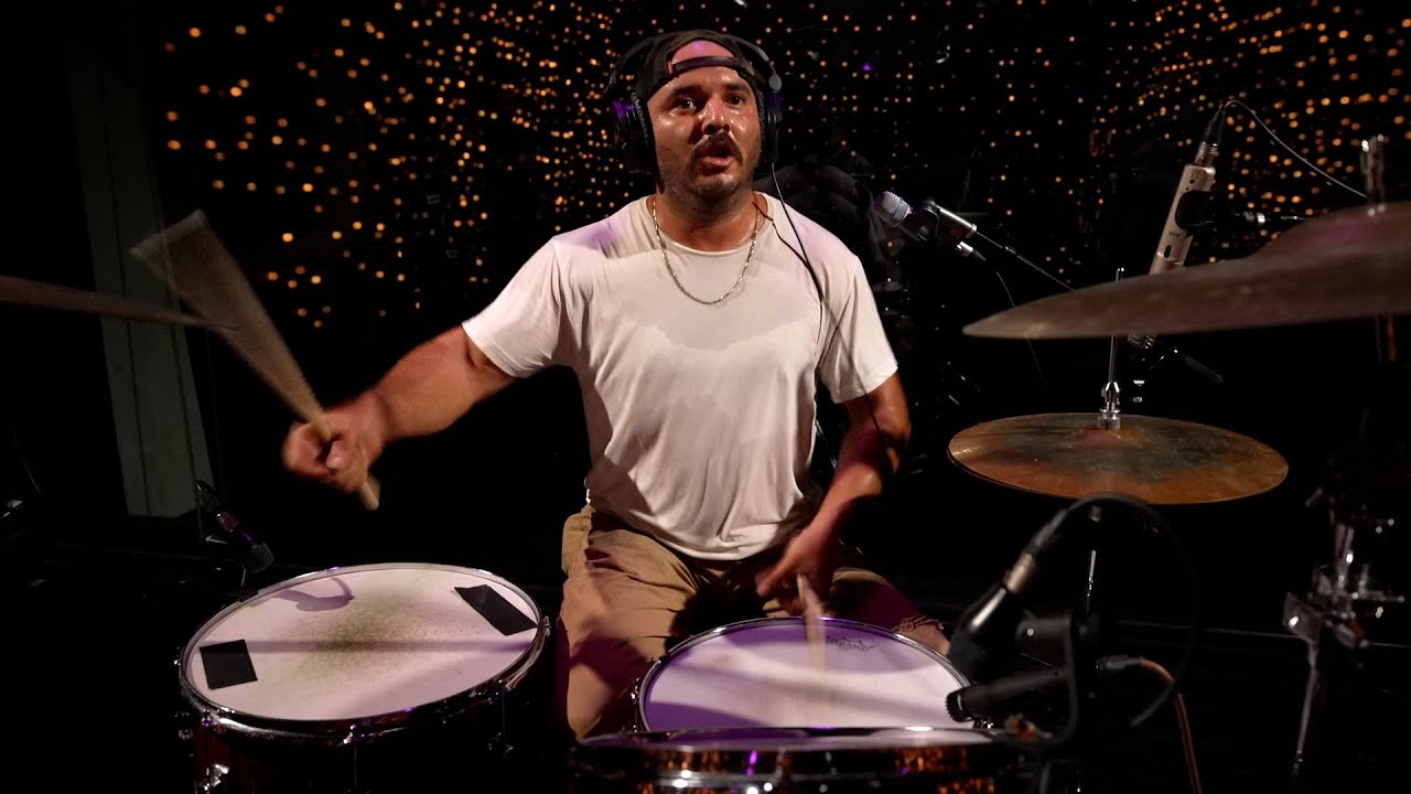 Davila 666 - Secretos (Live on KEXP)