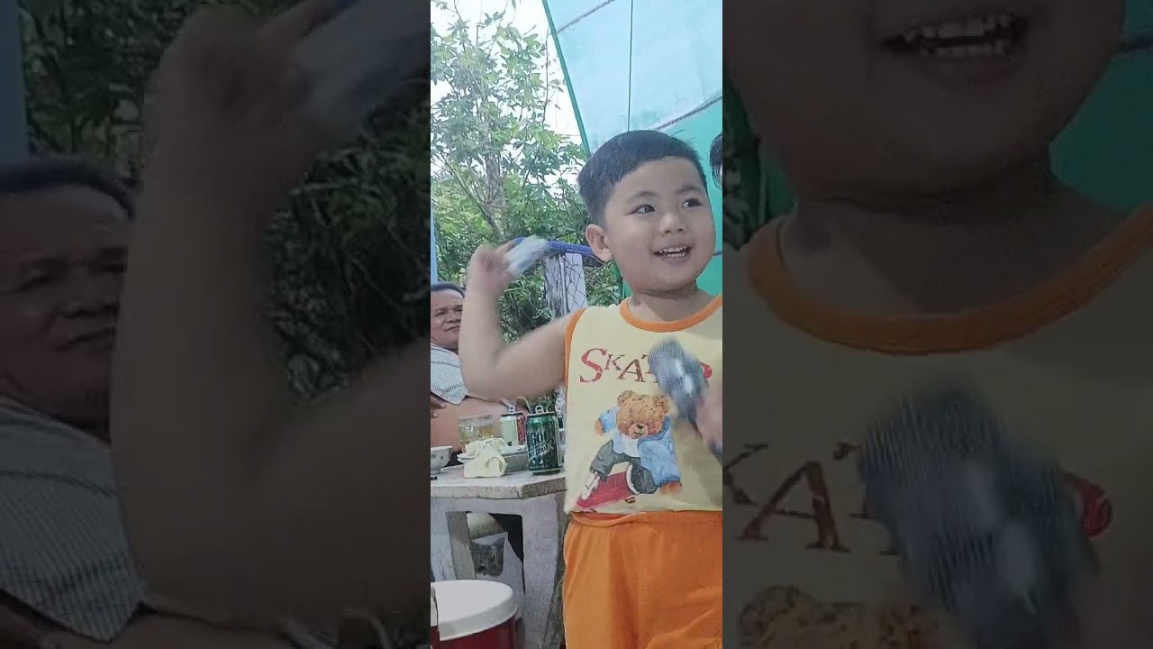 Ken hát tặng mẹ ngày quốc tế phụ nữ