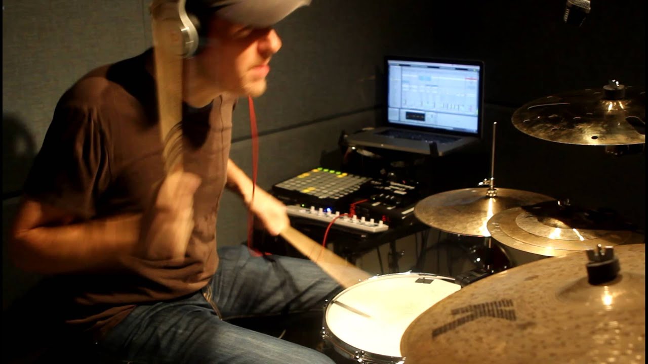 Stix Beiderbecke versus deadmau5