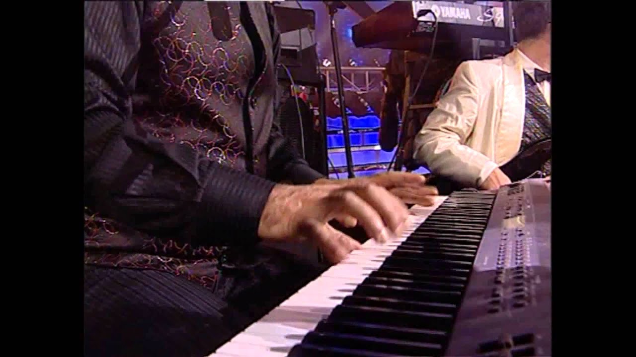 TBILISI  BIG-BAND 2014(Imedi TV) -- Zaur Shavgulidze -- You're  lookin' good