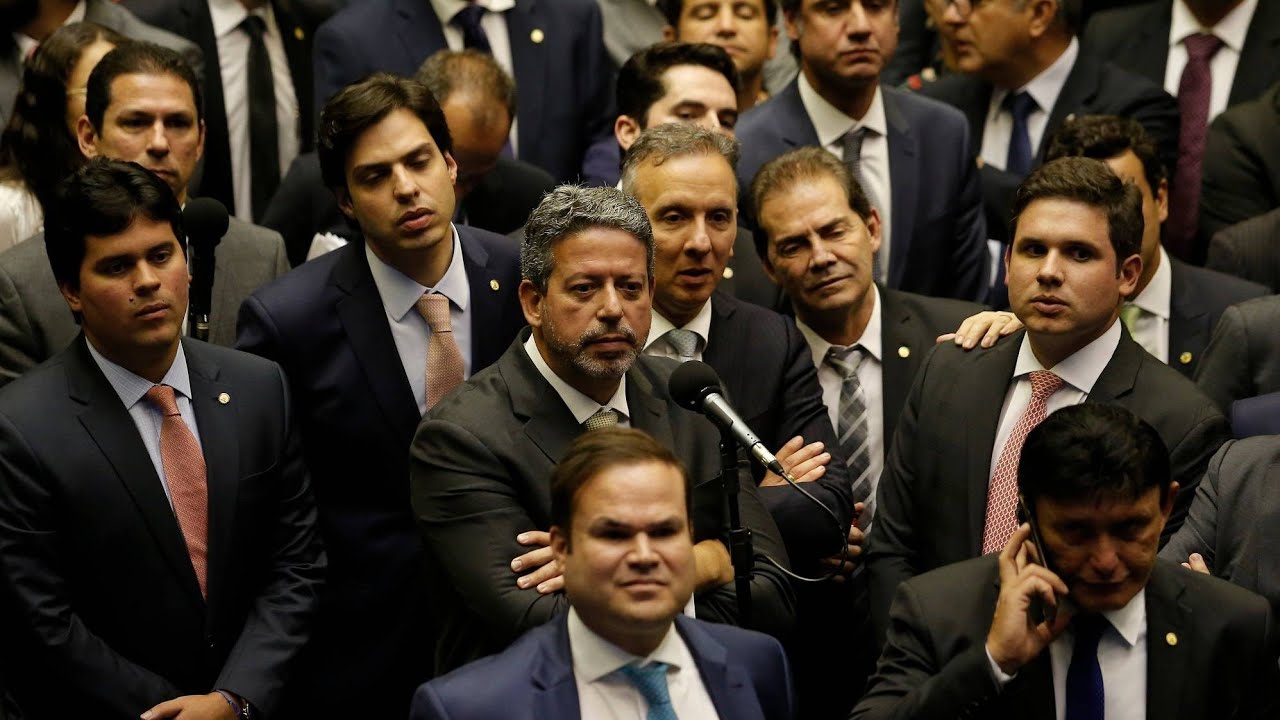 Domingo! Centrão se REBELA contra STF e promete fazer impeachment de 2 ministros neste ano