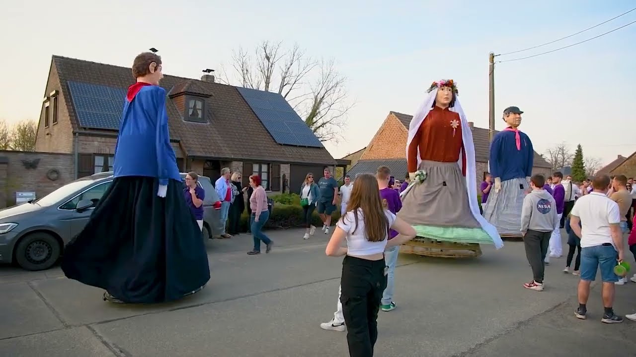 ◉ ORMEIGNIES (B), dimanche 9 avril 2023 | Ducasse Saint-Ursmer | Le cort&egrave;ge