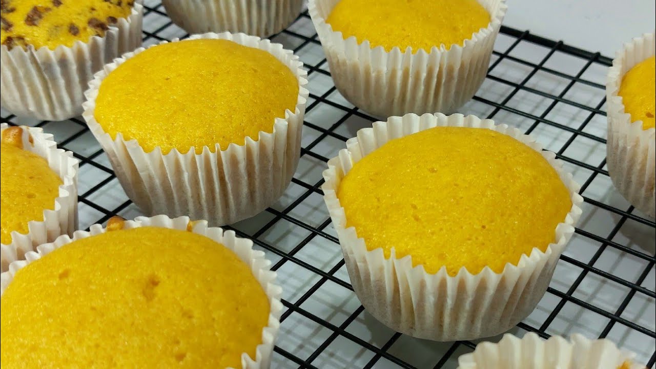 NÃO TROCO ESSA RECEITA DE CUPCAKE DE CENOURA|CAROL&JANDER