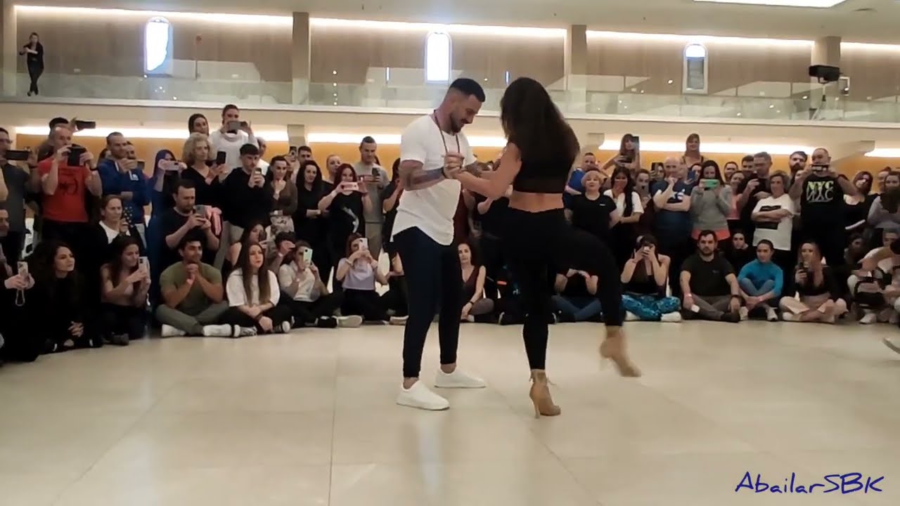DANIEL Y DESIRÉE II - ESCÁPATE Y BAILA 2023 (FEB)
