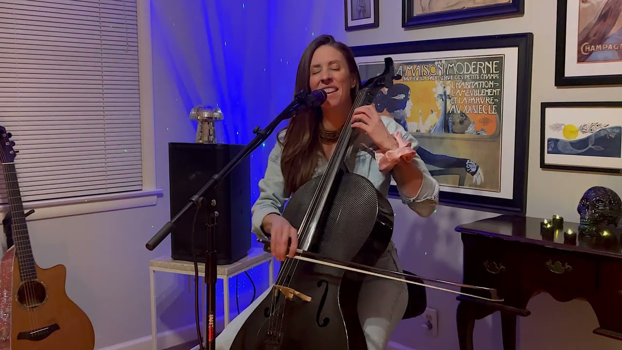 Sarah Clanton - Looks Like Love - Tiny Desk Submission 2025