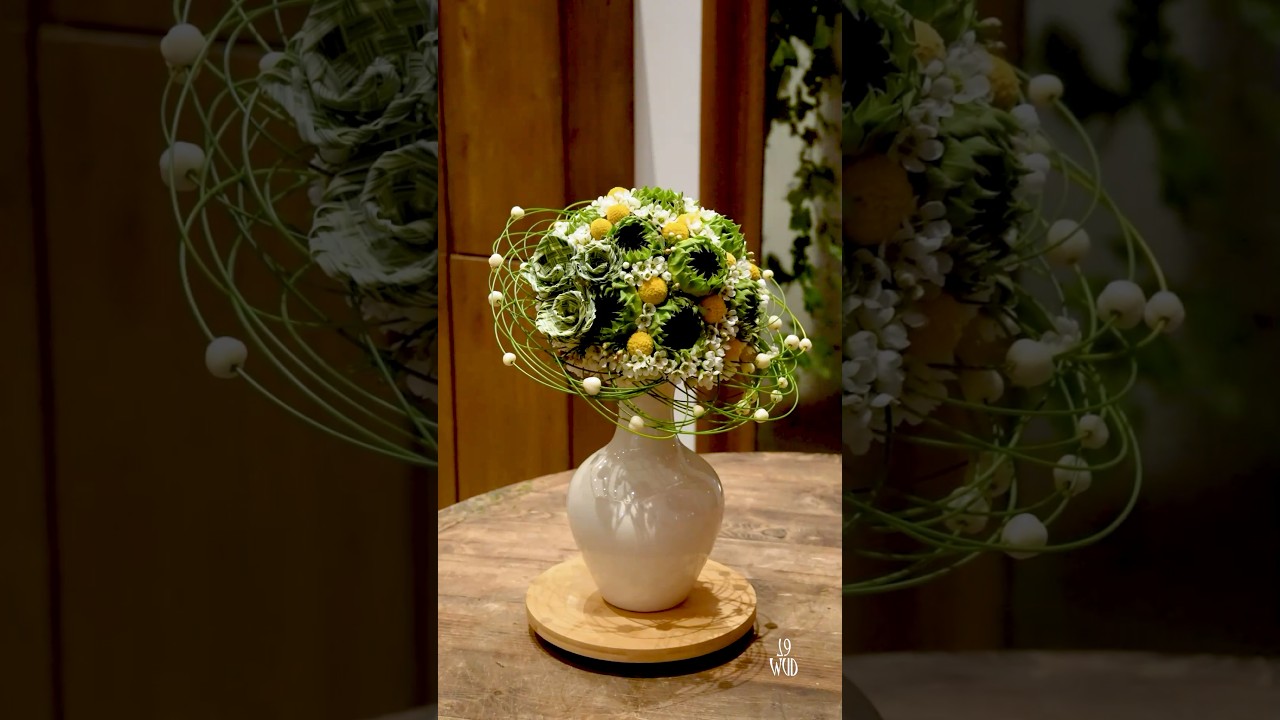 Flower Vase Arrangement