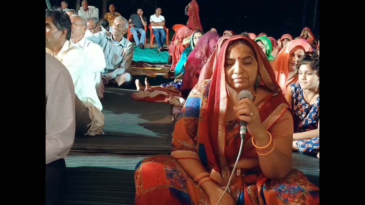 मन फुला फुला फिरे जगत में कैसा नाता......(बहिन सुमित्रा जी)