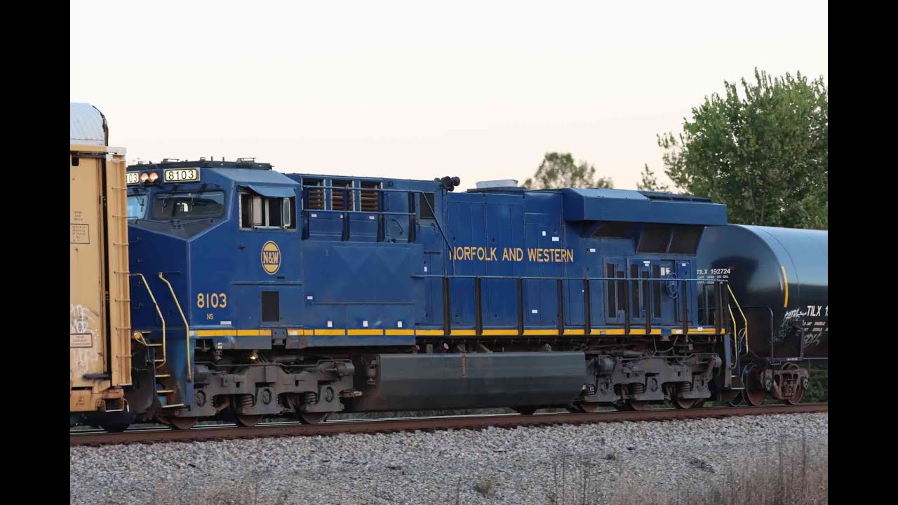 NS 8103 Norfolk & Western In Chillicothe, Ohio!