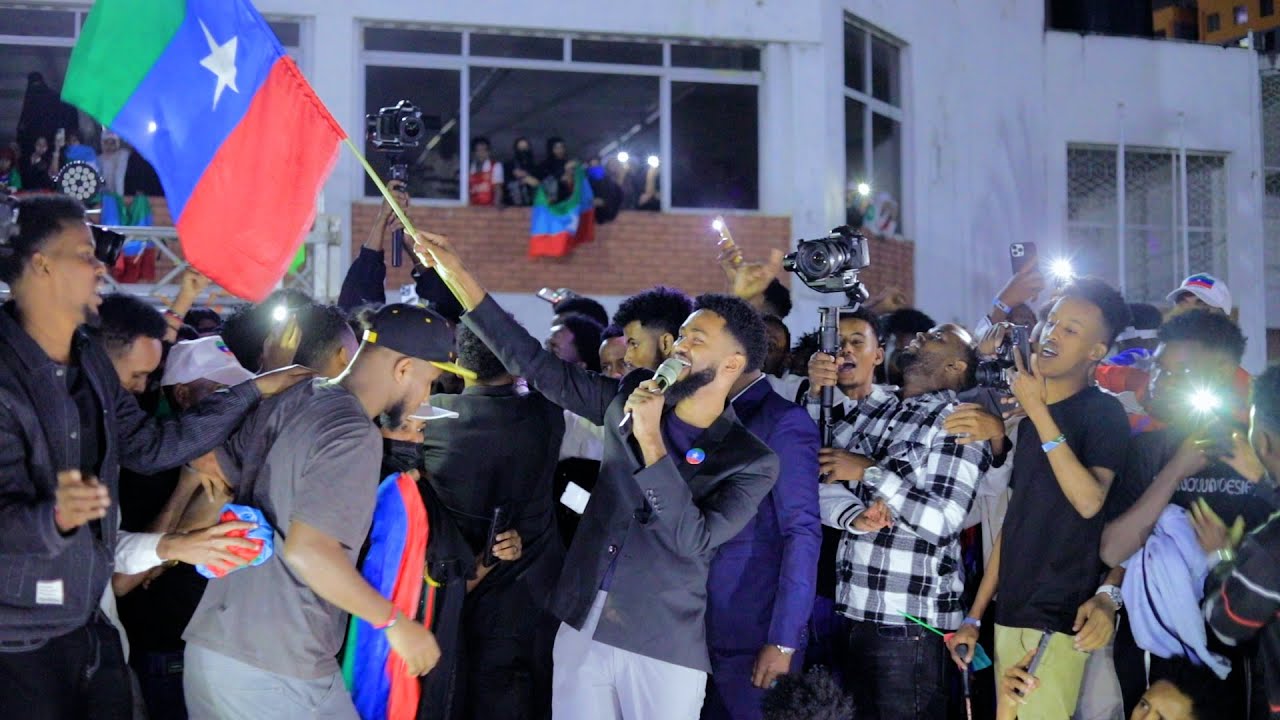 DAYAX DALNUURSHE OO  WACDARO YAB LEH KA DHIGAY |  OGADENIA| OFFICIAL MUSIC VIDEO
