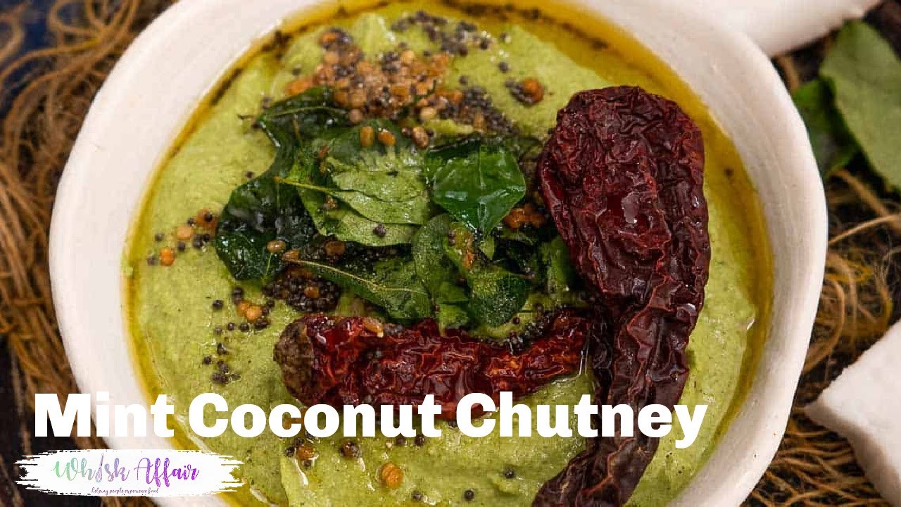 Mint Coconut Chutney Recipe (Classic South-Indian Chutney)