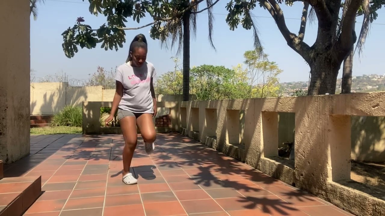 Mzokwana dance tutorial| dance with kattie |dj tshegu | a tutorial to save your life|tiktokchallenge