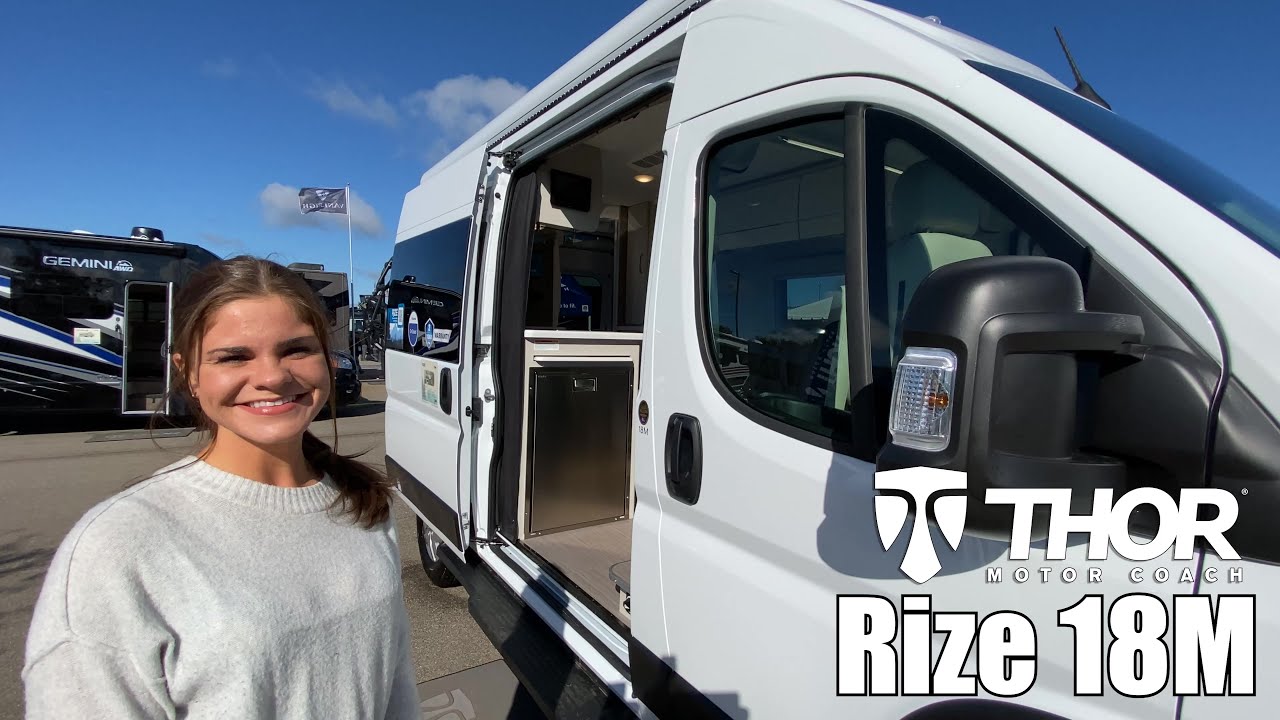 Thor Motor Coach-Rize-18M