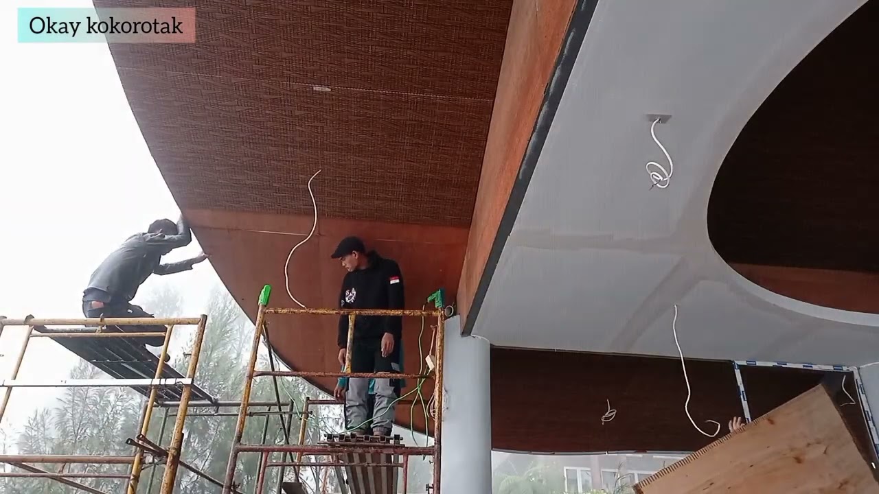 ceiling rattan shyntetic !! proses pemasangan plafon rotan sintetis