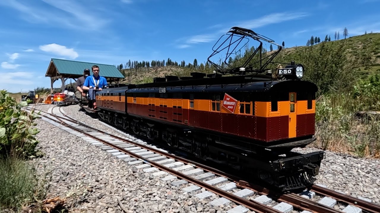 Train Mountain Triennial!!! First Trip to Hope!