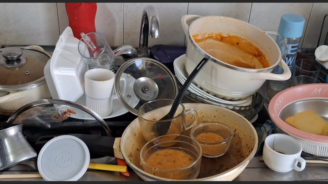 Washing a lot of dishes &washing sink #cleaning #cleanwithme #kitchen #asmr#viralvideo #handwashing 