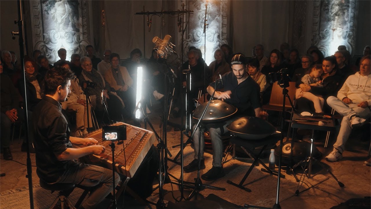 Manu Delago & Max ZT - Inhale (live)