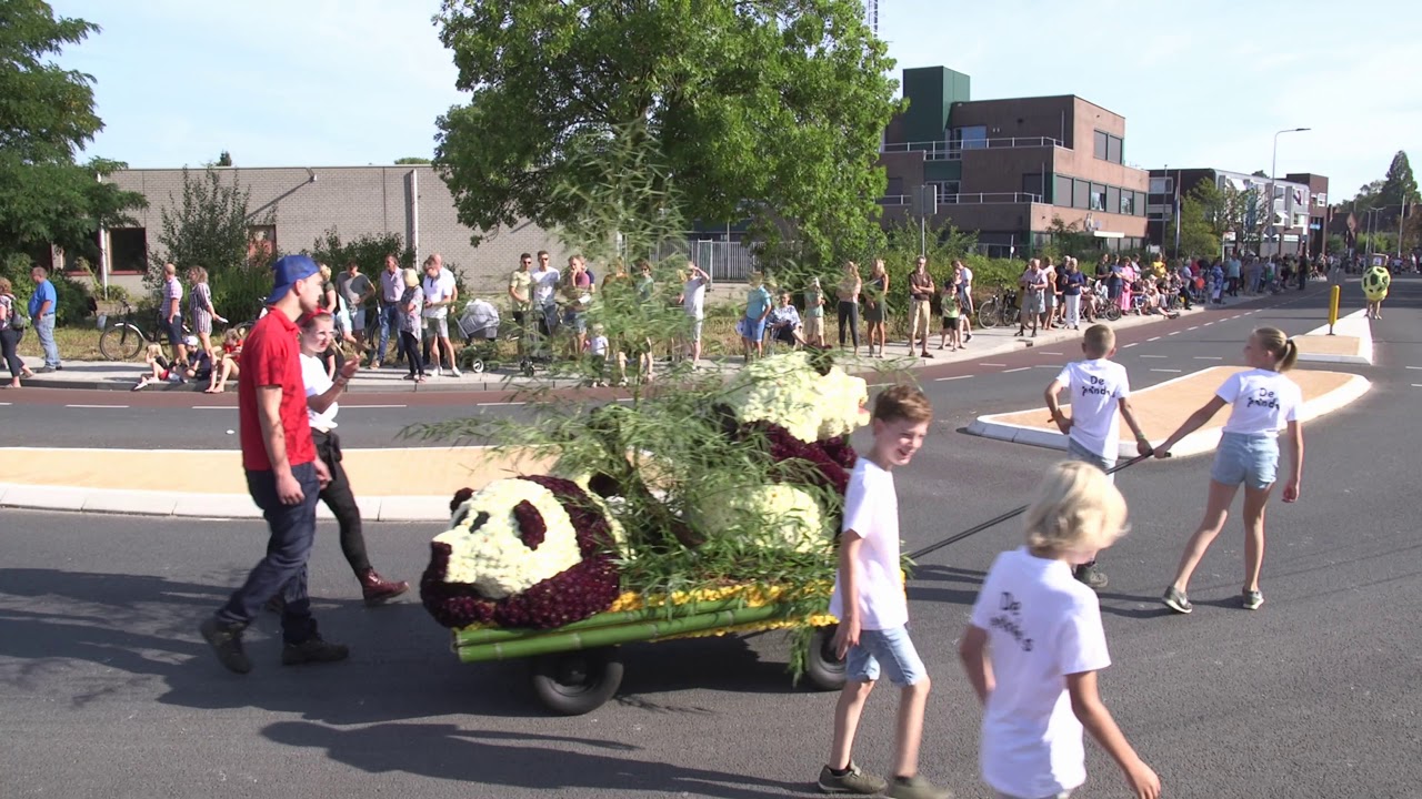 Optocht Bloemencorso Winterswijk Vrijdag 30 augustus 2019 Volksfeest Winterswijk NL