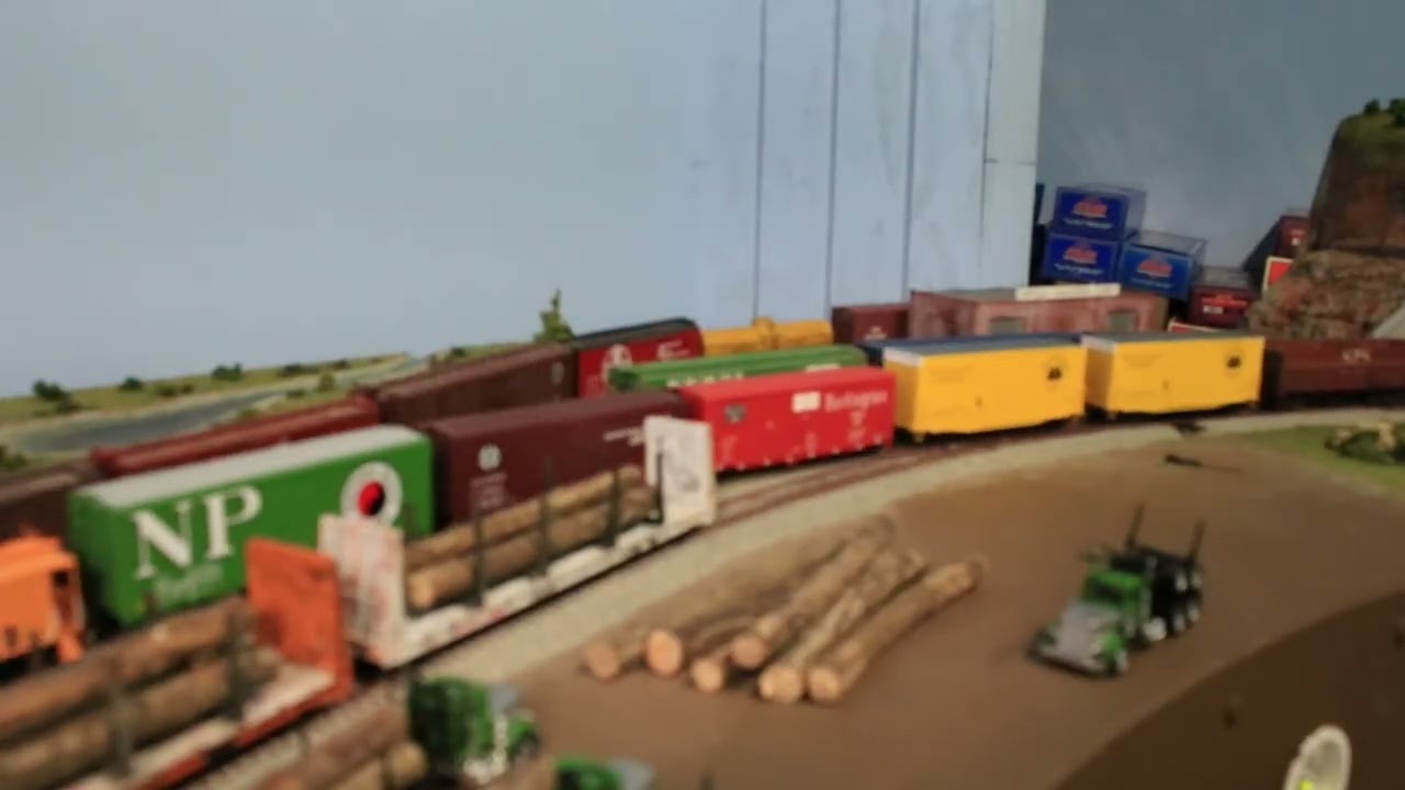 SD40T-2s on the layout