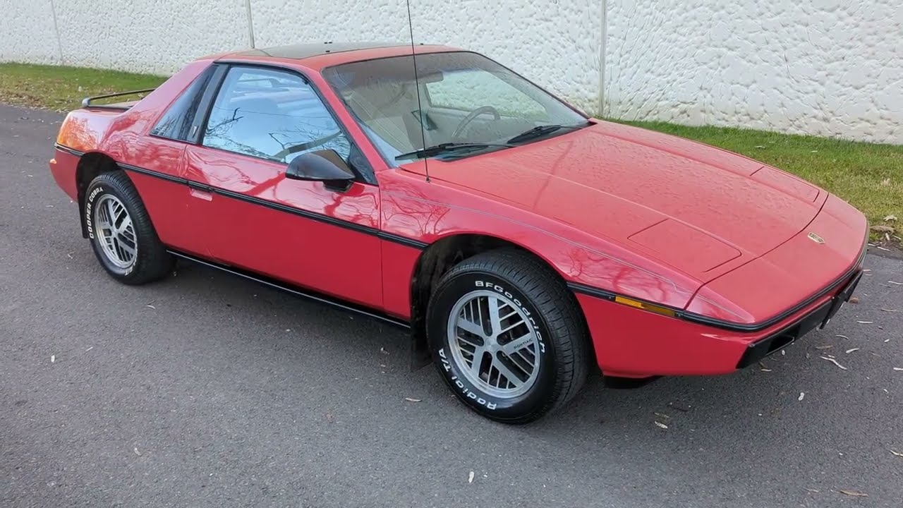 4K Review 1985 Pontiac Fiero 2M6 SE 4 speed manual  Virtual Test-Drive & Walk-around