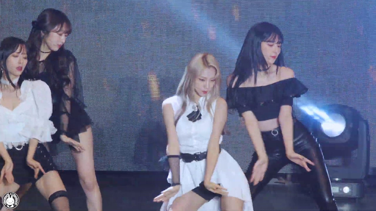 [4K] 181128 우주소녀 여름 직캠 '부탁해(SAVE ME,SAVE YOU)' WJSN(YEOREUM) Fancam @아시아 아티스트 어워드 인천남동체육관 By 벤뎅이