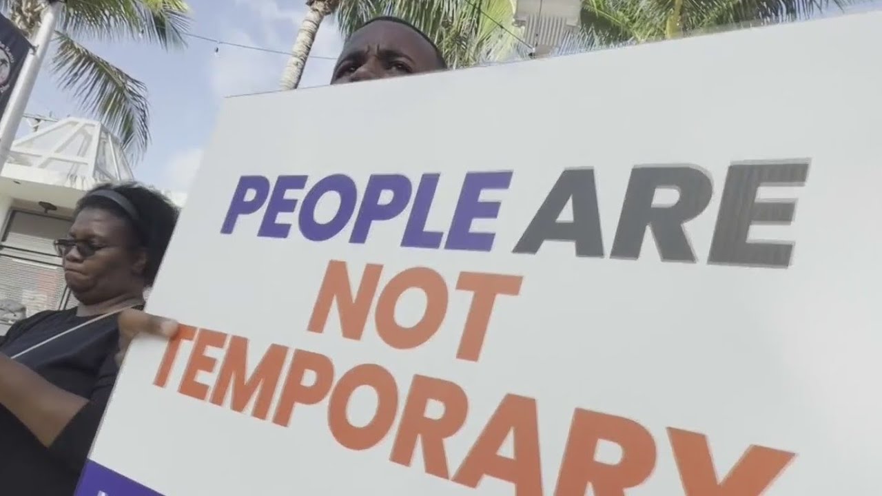 Court temporarily extends TPS status for Haitians through the weekend