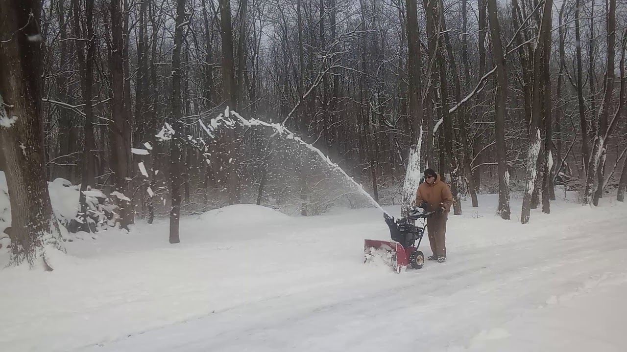 Toro Power Max 826 OE Snow Blower