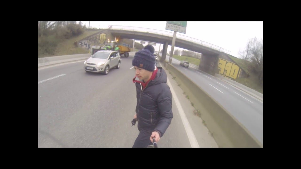Merci les agriculteurs !!! Seul sur la rocade en skate électrique !!