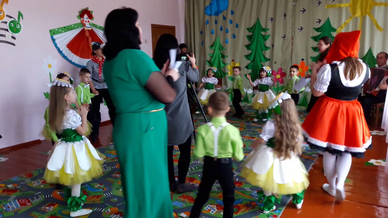Serbare de primăvară la Grădinița Nr. 2 &bdquo;Ghiocelul&rdquo; din Costiceni (8 martie 2017)