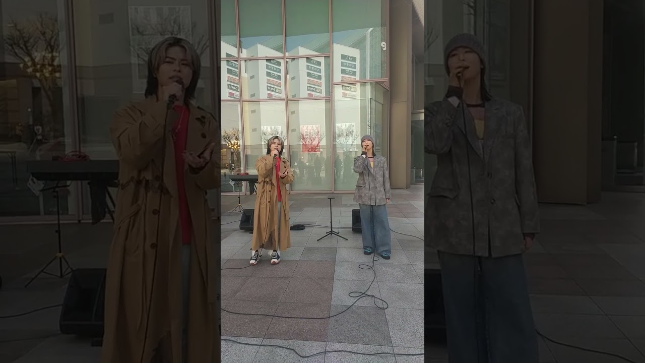 PhenoMellowさん✨神戸ハーバーランド カルメニ前 フリーライブ🎼宇多田ヒカル『First Love』カバー🌼