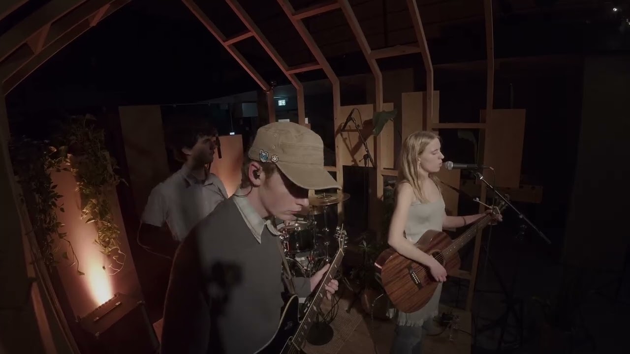 PRAM - Tæt På (Tiny House Sessions)