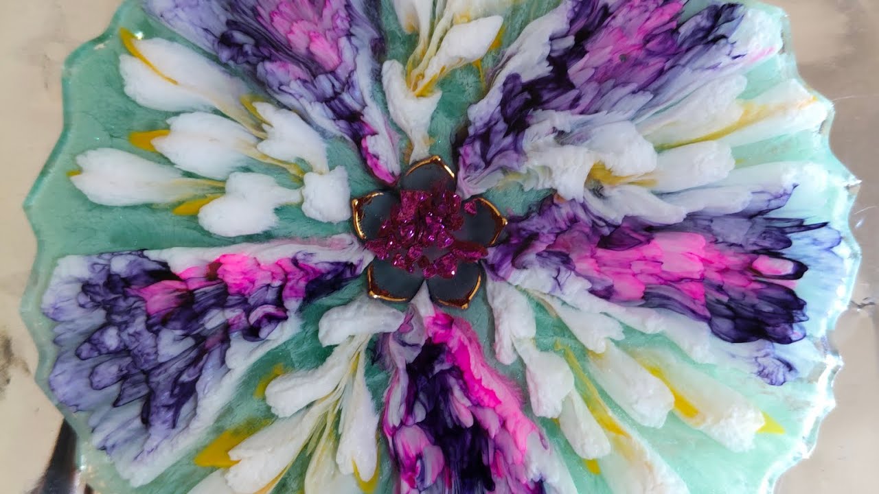 #resinphotoframe #resincrafts #resinart ##resin#epoxyresinart #epoxyart#epoxyresin