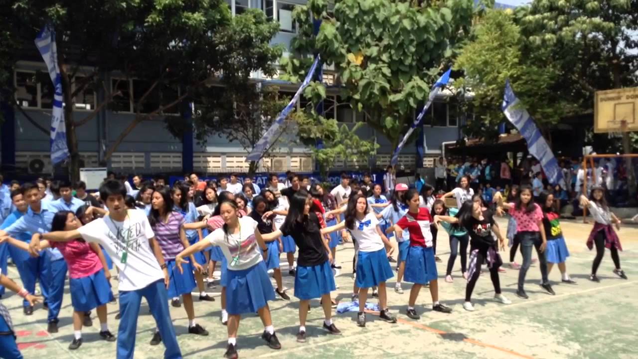 LABRAKADABRA 3 Opening Flashmob (Official)