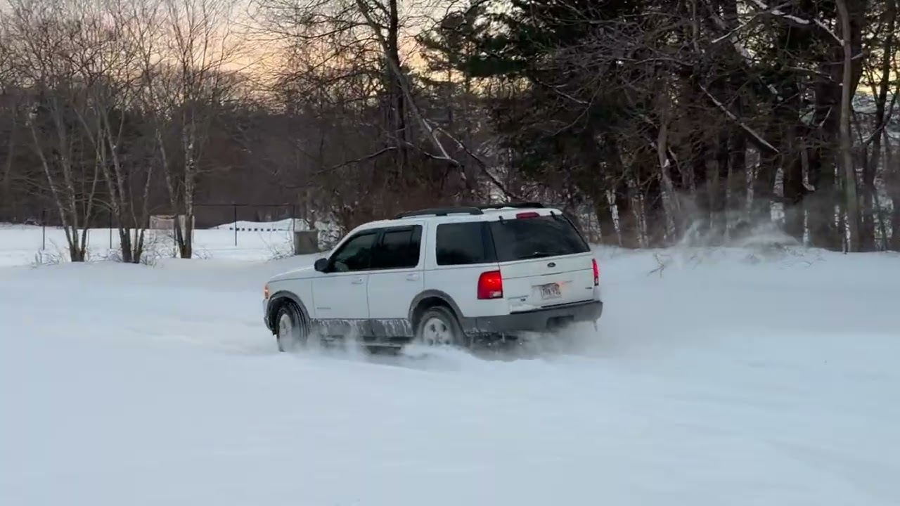 Explorer snow drifting