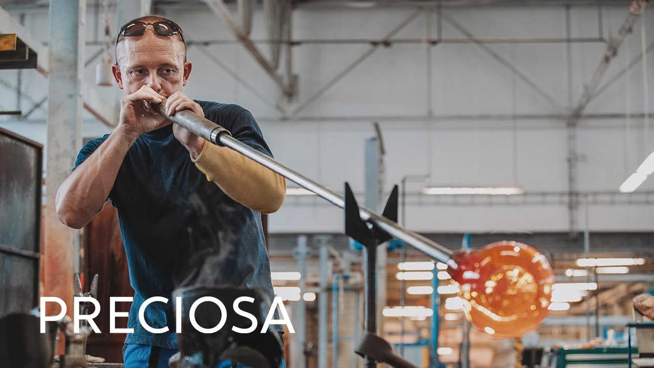 Meet a Preciosa glass master | The Lightkeepers