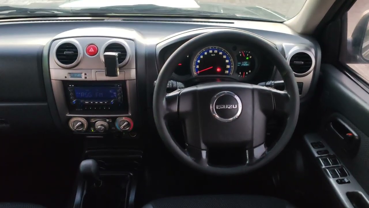 2008 Isuzu KB300 D-Teq – built tough and ready for work or play.