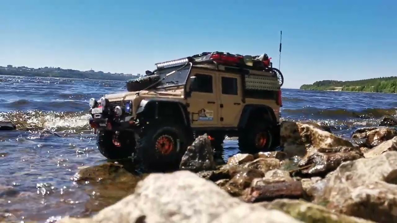 Traxxas trx4 Ford F150 & Defender. Stone and river. Part 2.