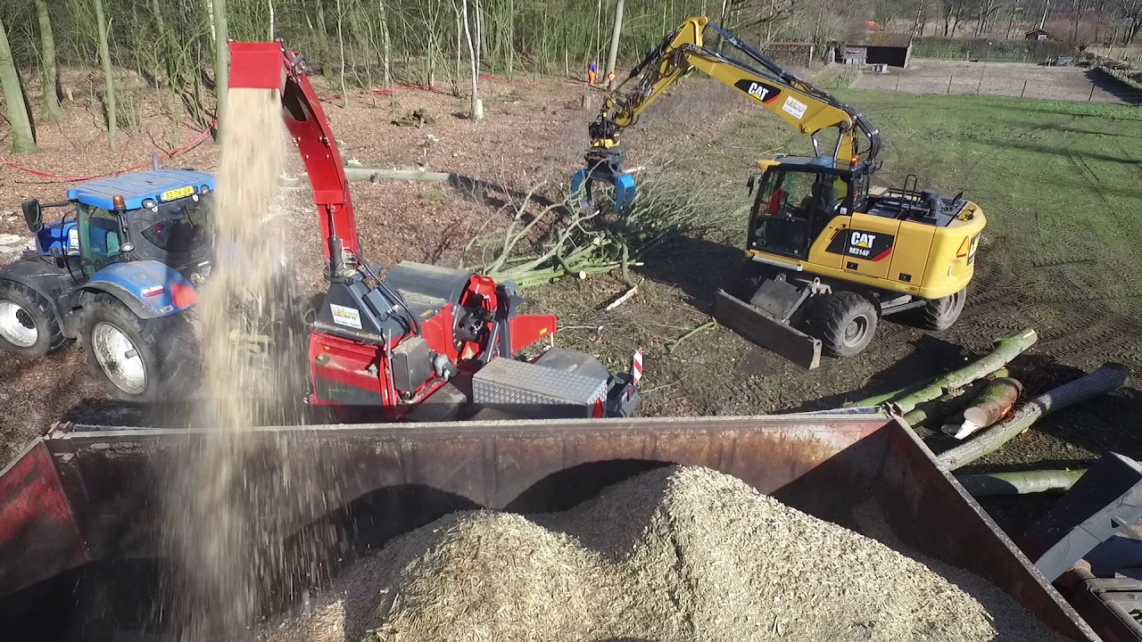 Cat M314F + Ufkes Greentec houtchipper / holtzhacksler / wood chipper