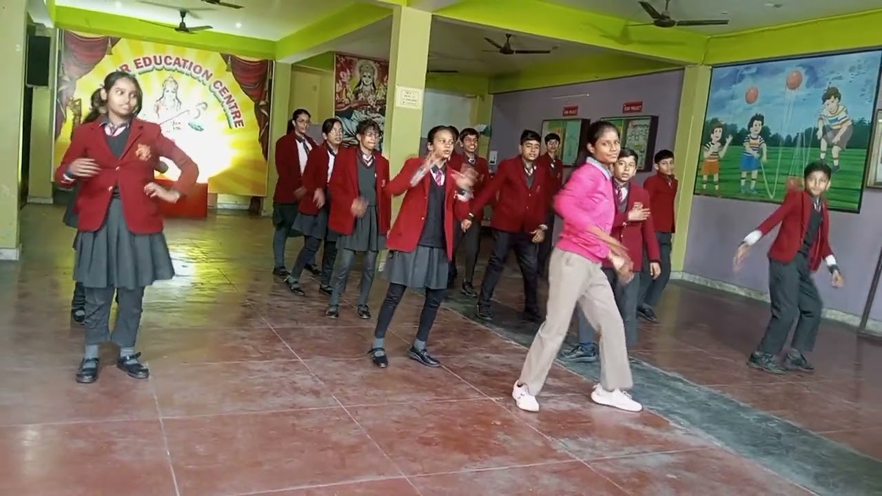 Dance ka bhoot (Brahmastra) Dance video Choreography by Frooti Danshowgirl#school #students #fyp 