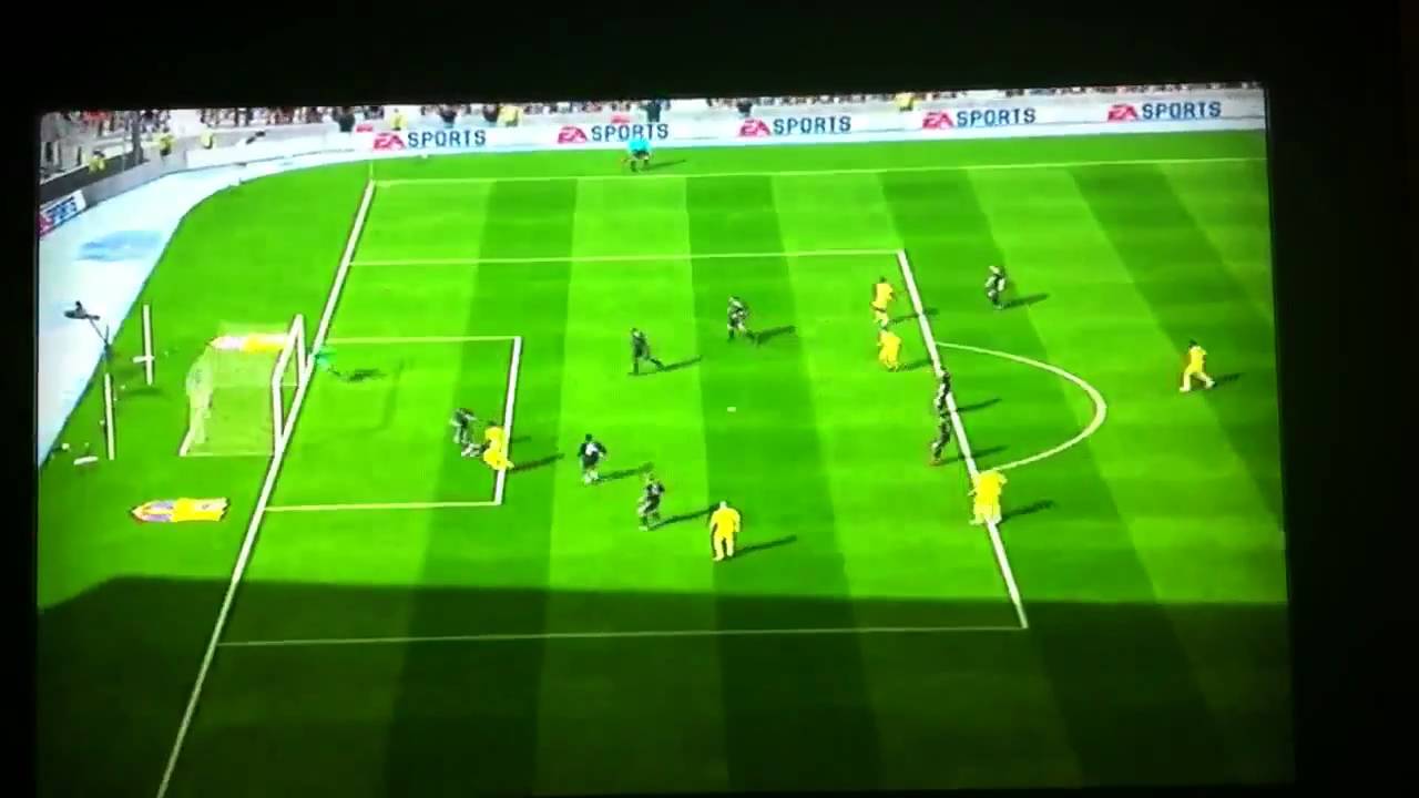 Fifa 11 Bastos free kick