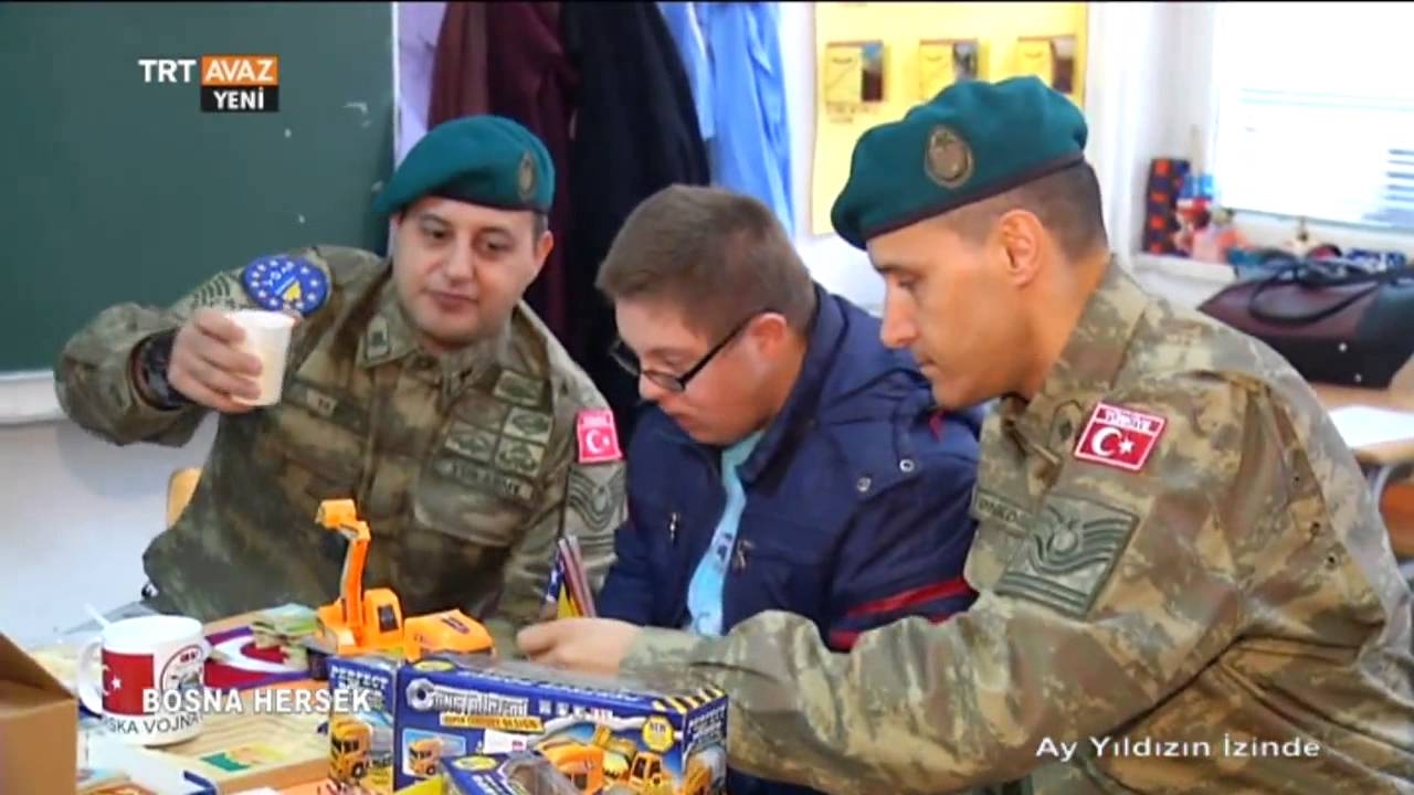 Mehmetçik Bosna'da Zihinsel ve Bedensel Engelliler Merkezi'nde - Ay Yıldızın İzinde - TRT Avaz
