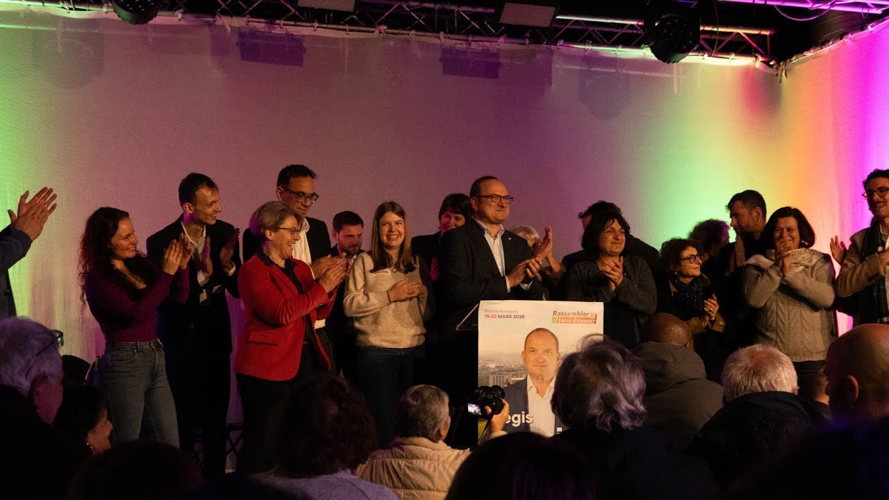 Meeting du premier tour - Rassembler Saint-Étienne avec Régis Juanico. Gare du Clapier