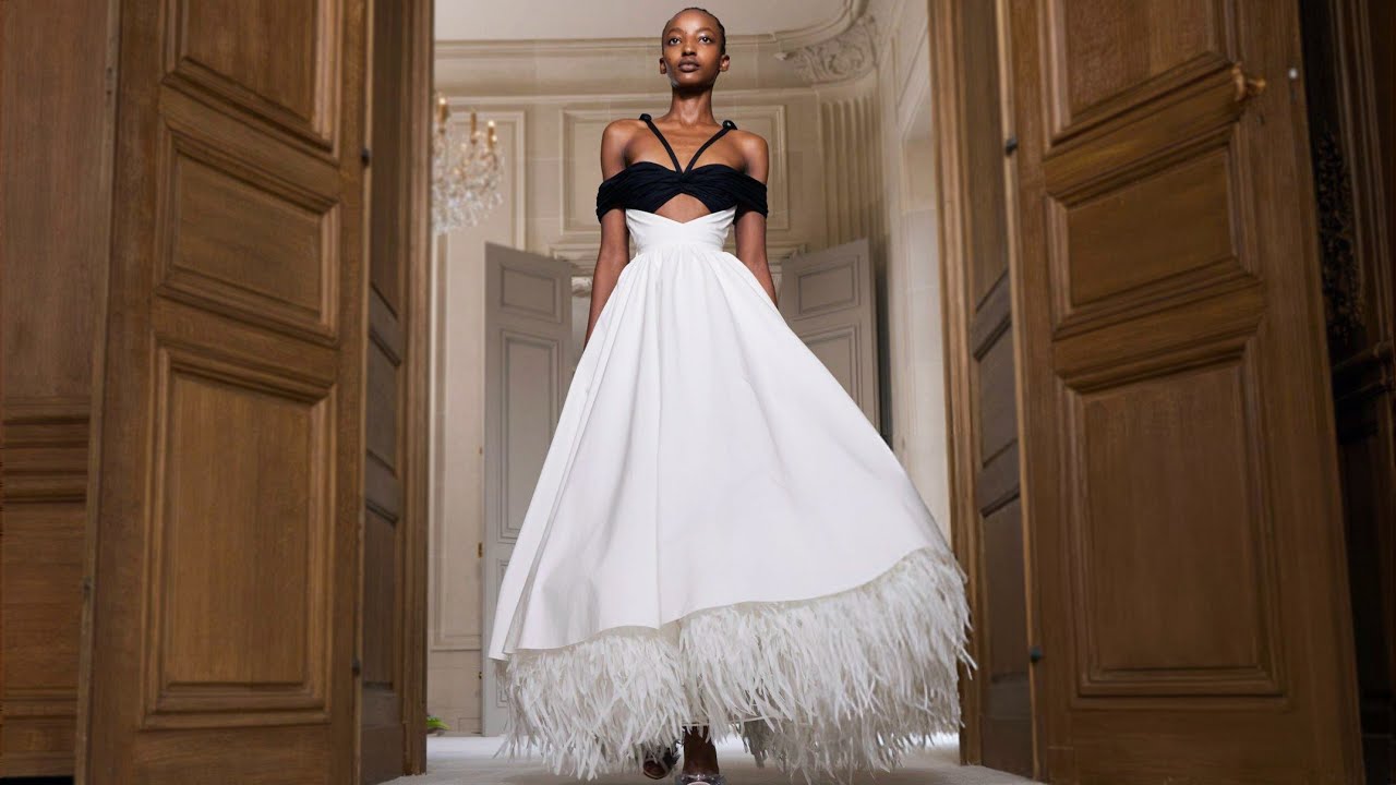 Giambattista Valli | Spring/Summer 2025 | Paris Fashion Week