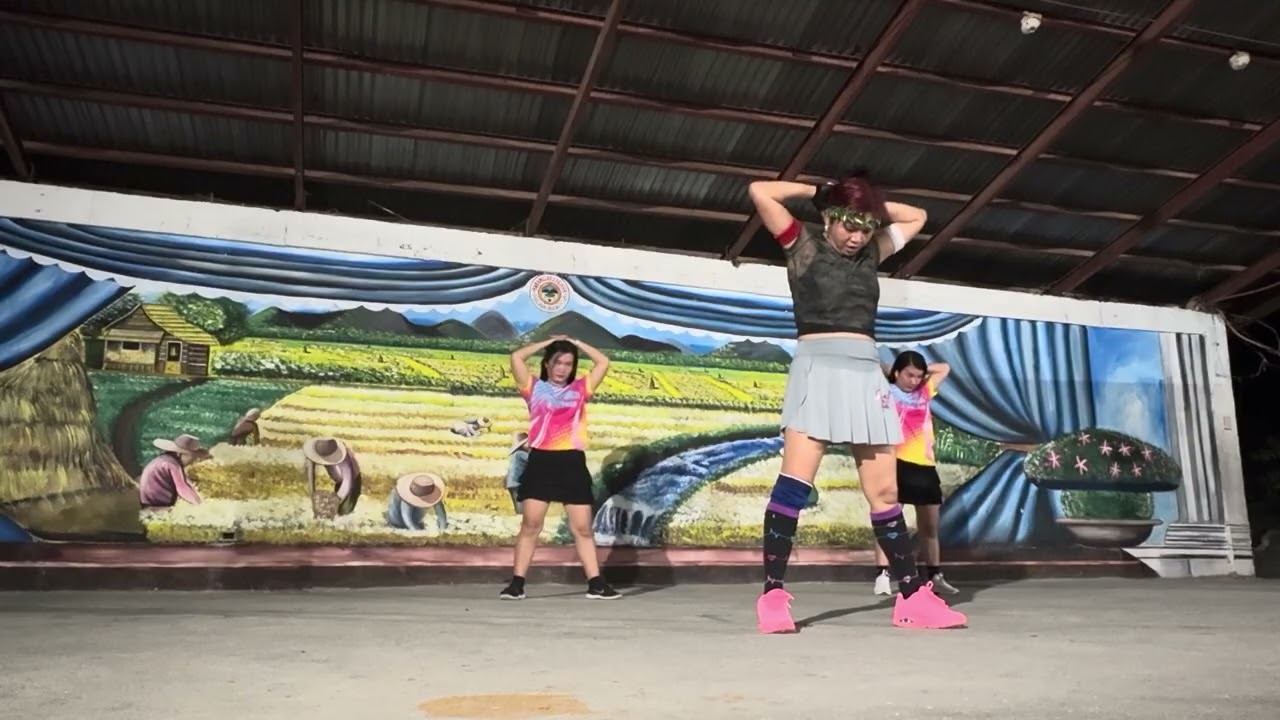 I love you cooldown by coach BiniNica Soul Shakers Zumba group #musicnotminenocopyrightinfrigement