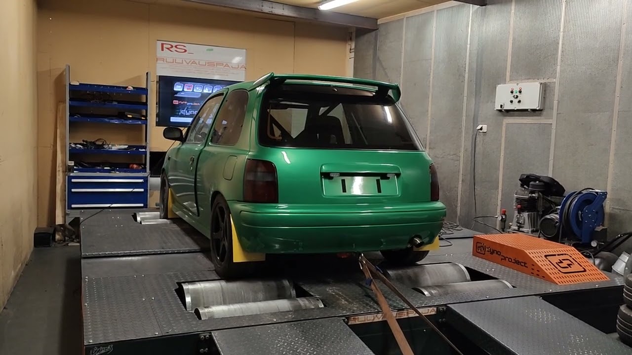 Micra K11 Gizfab exhaust, ITB's and 272° cams