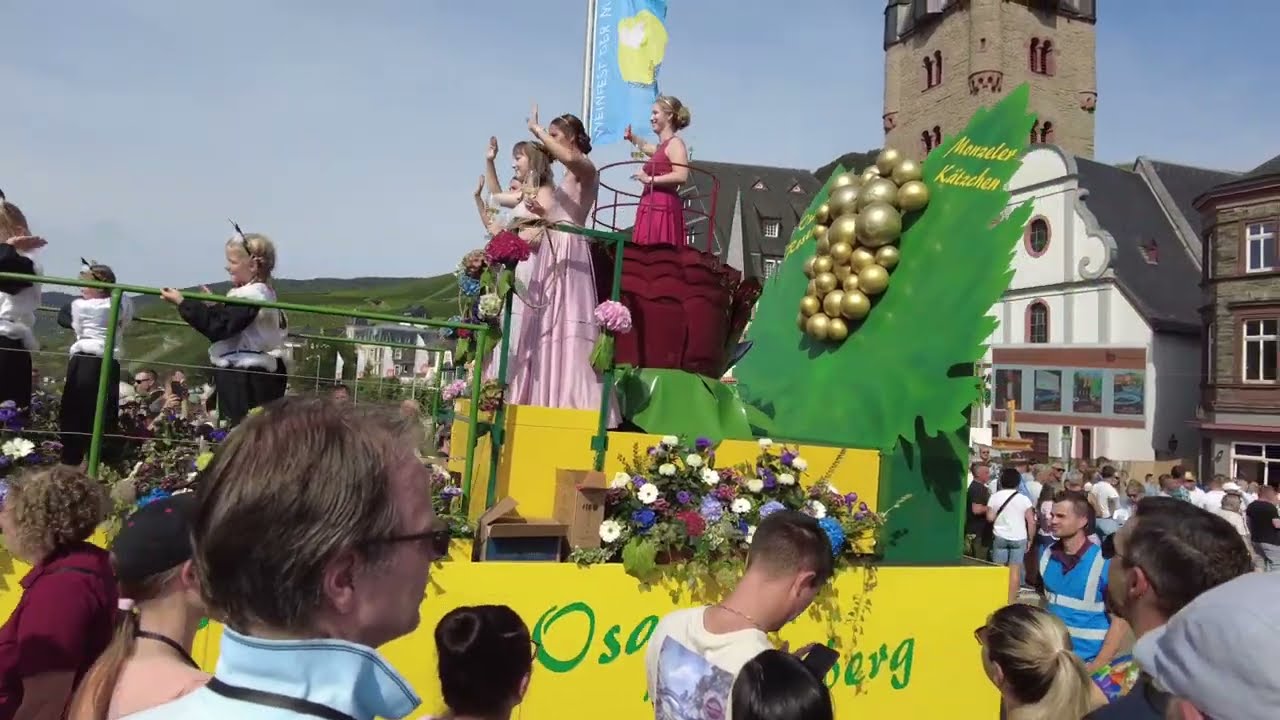 Bernkastel Kues Weinfest Umzug