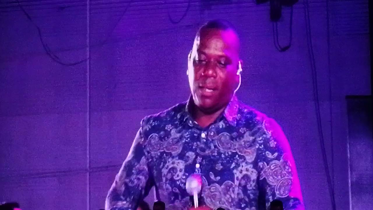 Jorge Leo & Atrato River - Timidez (en vivo, live) Guayaquil, Ecuador, Parque de Samanes