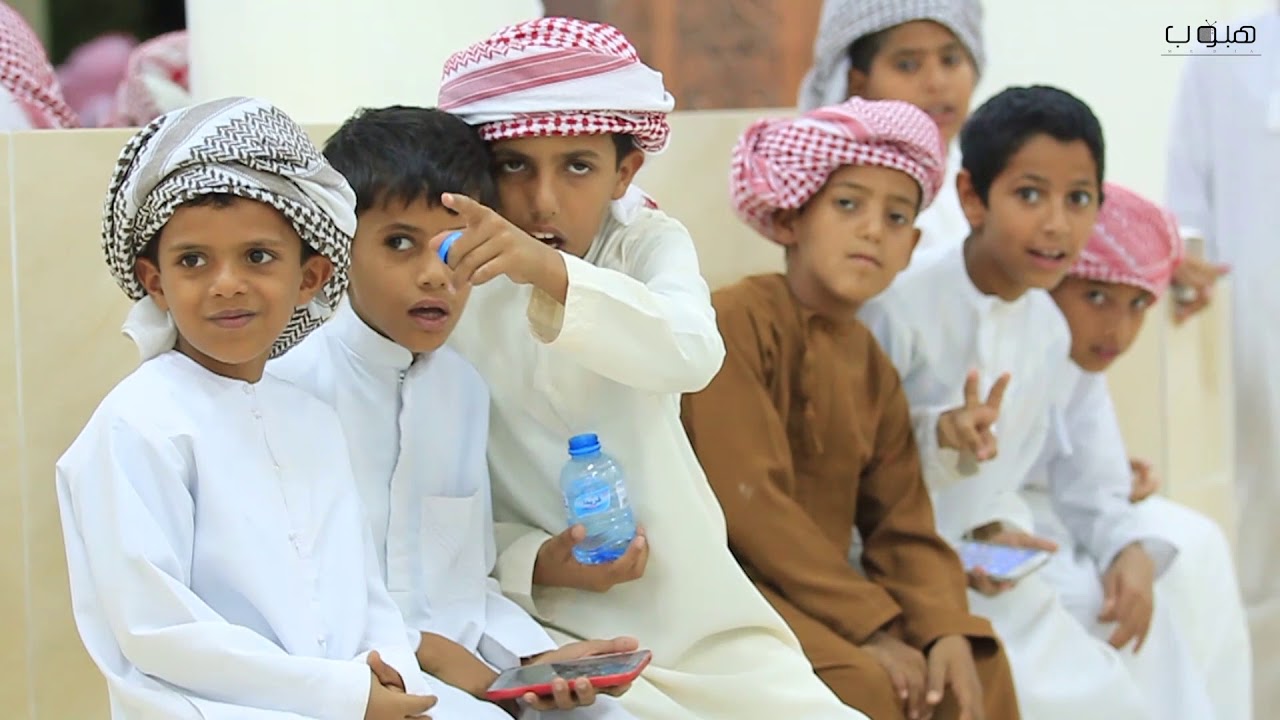 معالي الفريق أول سلطان بن محمد النعماني وزير المكتب السلطاني يفتتح مجلس الغيظرانة العام
