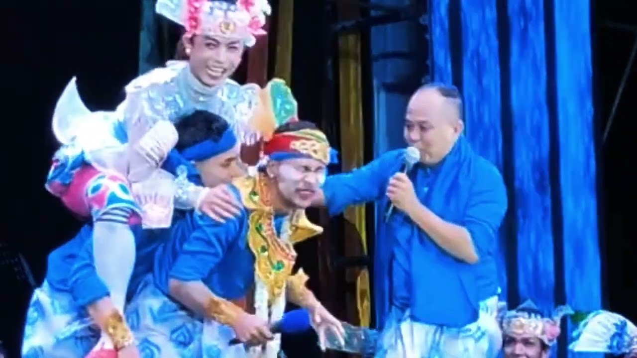 ၃ #ပန်တျာစိန်ဖြိုးဖြိုးမှ တကွက်ပြ😆တံမြက်စည်းကအသက်😬#ဖြိုးဖြိုး #အောင်ဇမ္ဗူ #ကွမ်းသီး #ရွှေမိုး