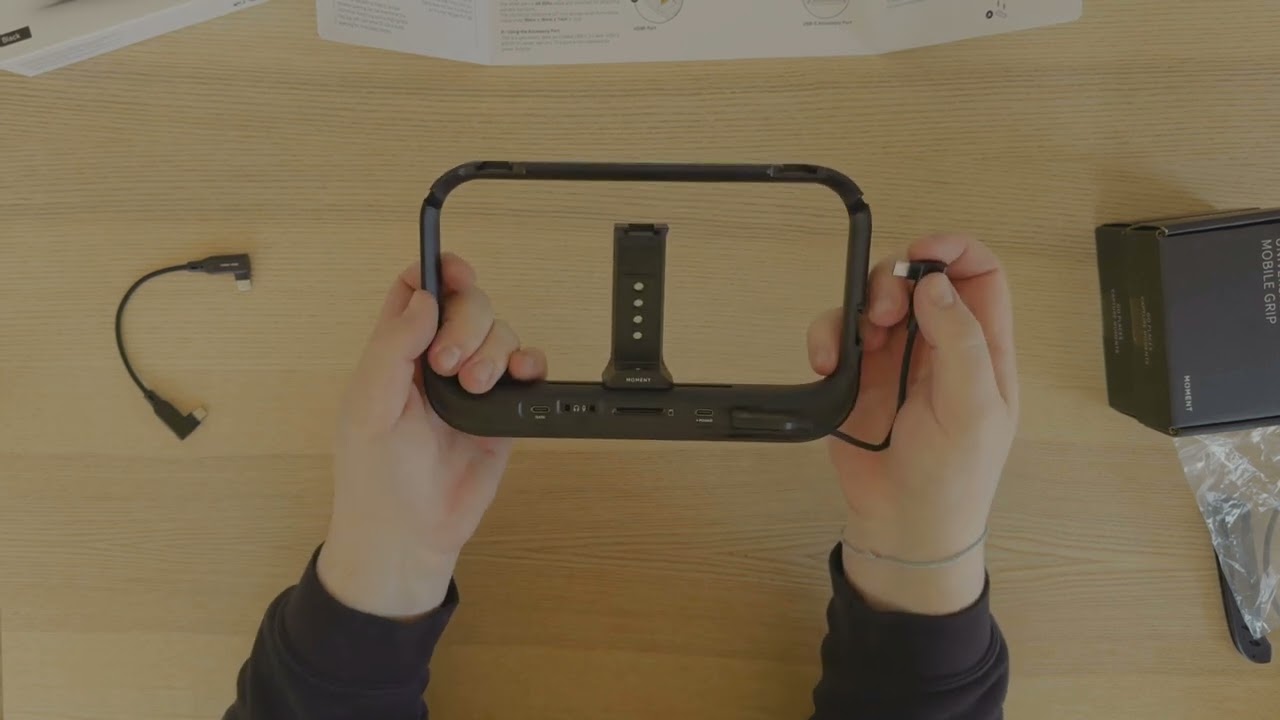 Moment Supercage unboxing