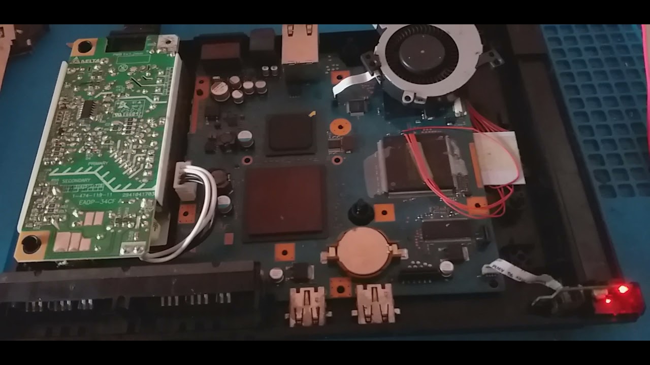 PS2 NÃO LIGA ( NÃO  SAI DA LUZ VERMELHA)